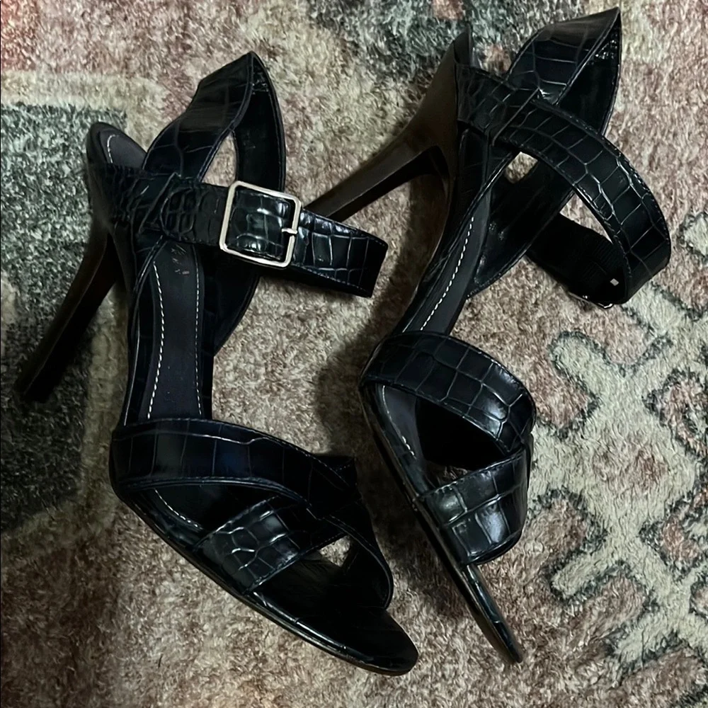 Navy Ralph Lauren Croc-Embossed Women's heels - Picture 3 of 5